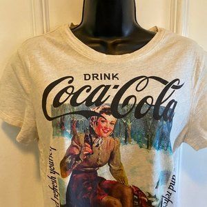 Coca Cola Short Sleeve Tan Tee Shirt Size M